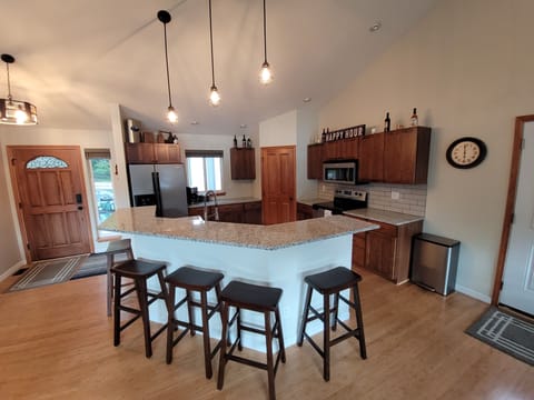 Spacious well equipped kitchen