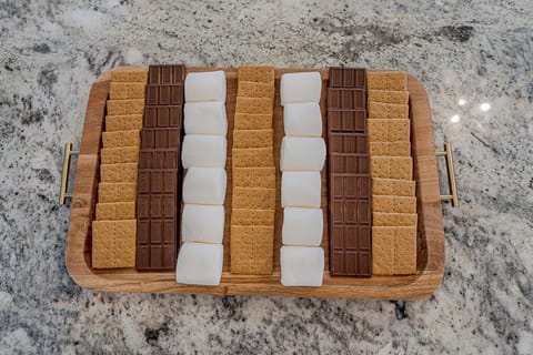 Complimentary s'mores