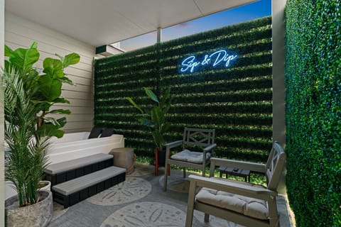 Lago Vista Vacation Rental | 4BR | 3.5BA | 2,600 Sq Ft | Stairs Required