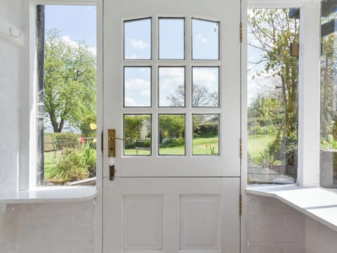 Interior | Upper Broughton Farm Cottage, Banks Head, near Bishop&rsquo;s Castle
