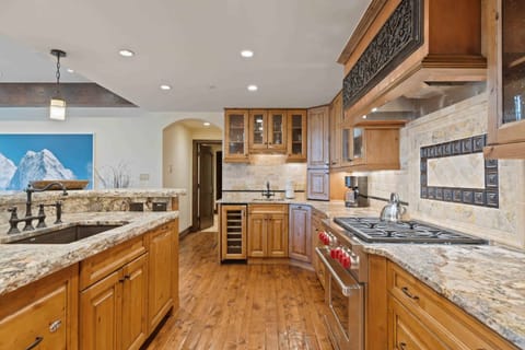 1682614933243-1697-19