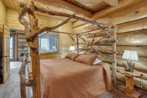 Indoors, Hardwood, Lamp, House, Furniture