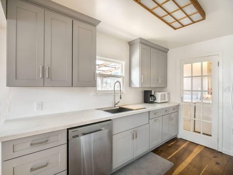 Warm Kitchen to cook up a storm