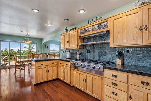 Indoors, Hardwood, Kitchen, Floor, Flooring