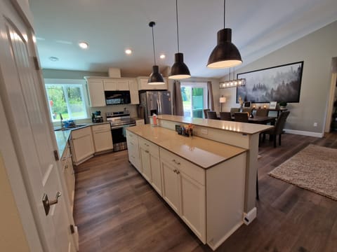 fully stocked kitchen