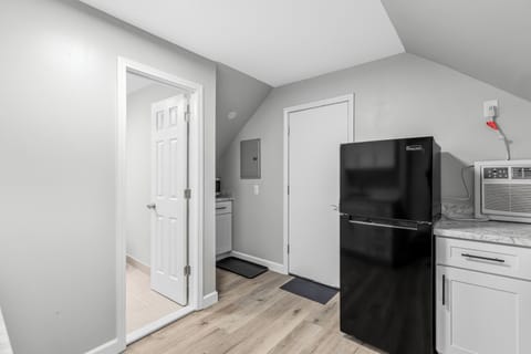 Enjoy a leisurely breakfast or leisurely dinner in this bright and airy kitchen.