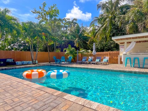 Outdoor pool, a heated pool