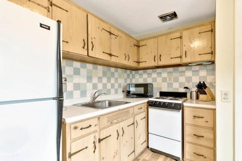 A clean kitchen is the heart of the home.