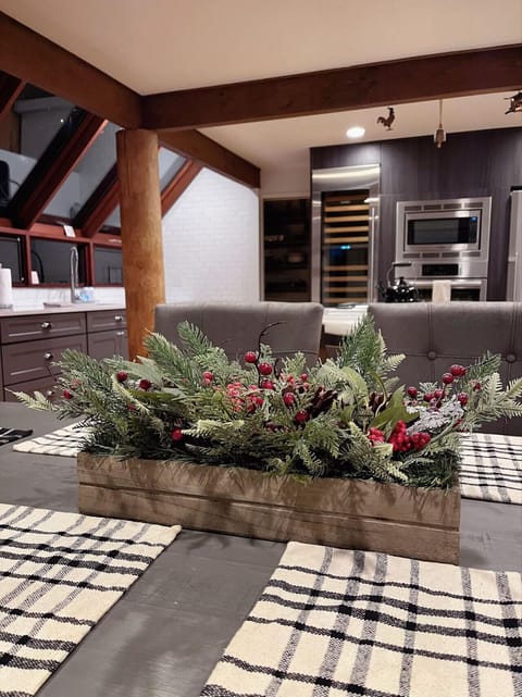 Step inside and feel the Christmas spirit.