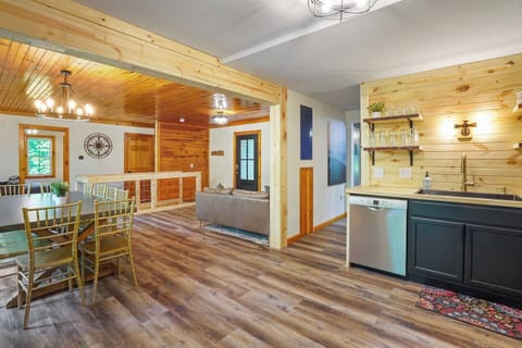 Notestone Cabin was intentionally designed with an open and functional living space.