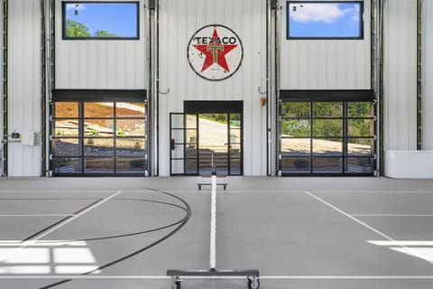 Sport court