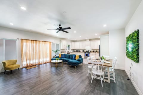 Open Floor Living Room