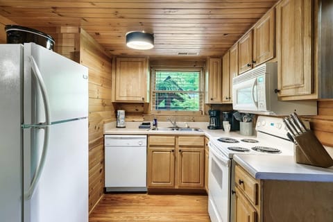 Whip up a gourmet feast or a quick bite in our fully equipped kitchen.