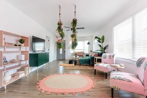 The livingroom also features a smart TV so you can unwind and watch your favorite streaming services