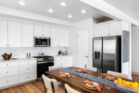 833-S-Pacific-St-Pixer-Pros-San-Diego-Real-Estate-Photography-105