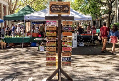 Sacramento Farmers Market -Saturdays in Midtown for fresh produce/local treats
