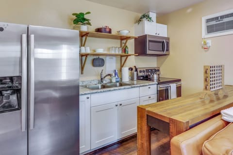 Kitchen | Cooking Basics Supplied