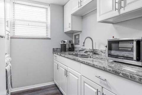 Fully stocked kitchen capable of making all your favorite meals