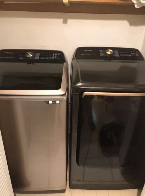 New full size washer & dryer