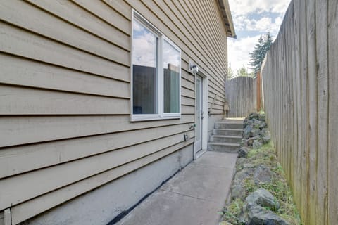 Unit Entrance | Keyless Entry