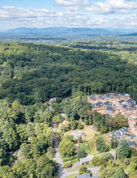 Easy access to Downtown Asheville.