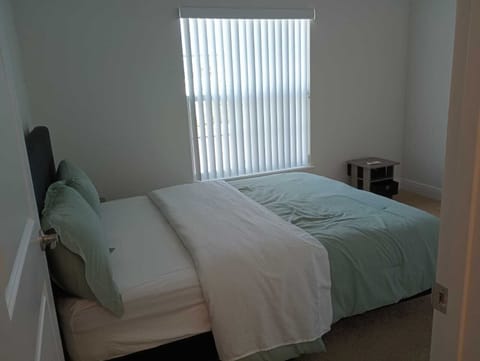 Iron/ironing board, free WiFi, bed sheets, wheelchair access