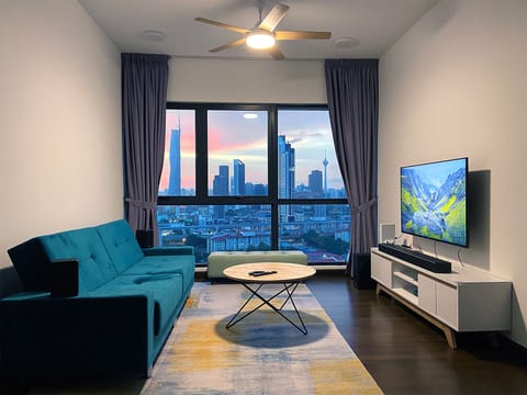 Living area | Smart TV, video games, stereo