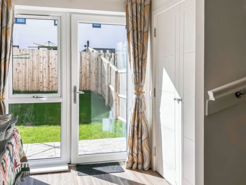 Living room/dining room | Home Choi, Culloden, near Inverness