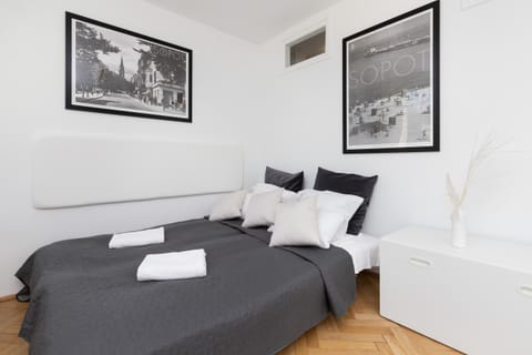 Comfortable double bed