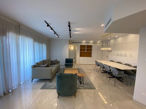 David Residence New Private apartment! Condo in Jerusalem