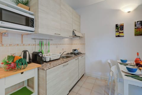 Kitchen and dining area