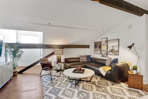 Second Unit Living Area