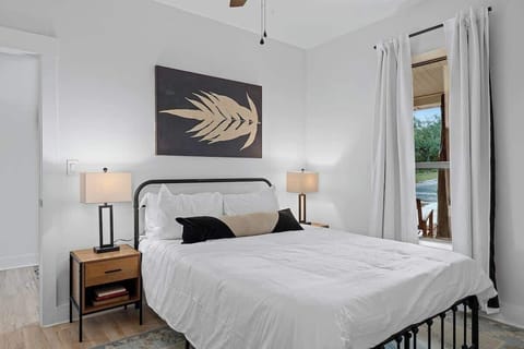 Nights of bliss, mornings of joy: Our bedroom's comfortable bed and soft linens set the stage for peaceful slumber and waking up feeling revitalized. Step into a world of rest and rejuvenation.