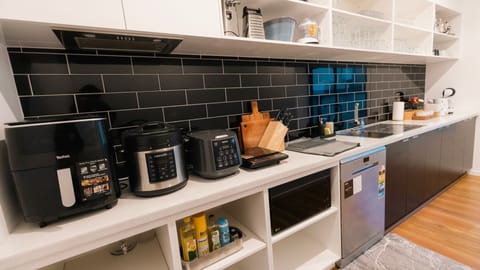 Oven, stovetop, dishwasher, coffee/tea maker