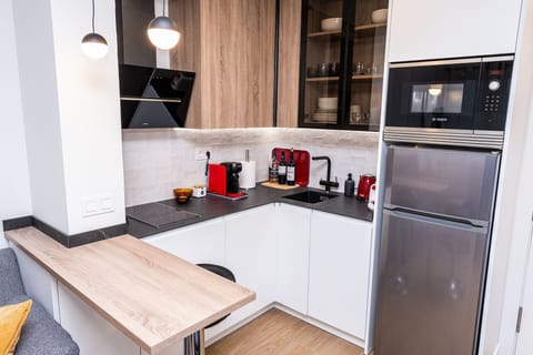 Well equipped kitchen