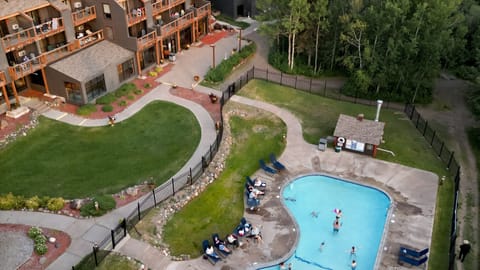 Indoor pool, outdoor pool