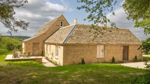 The Fold, Bolthole Retreats