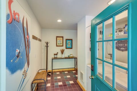 Entry Area/Mudroom