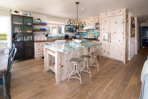 The chefs of the group will be able to take in the views while preparing meals.