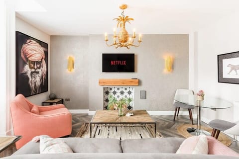 Living / Kitchen / Dining