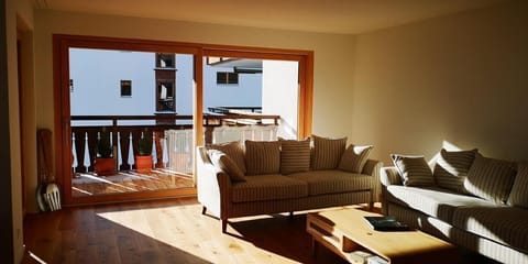 Spacious and bright living room with fireplace