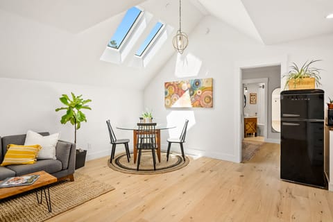 Super clean hardwood floors