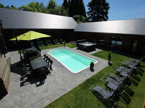 Holiday Home Swimming Pool