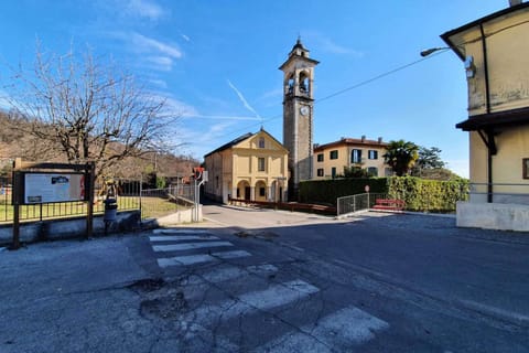 Surroundings [summer] (1-5 km)