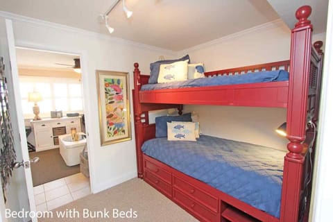 Two Bedroom Condo - BEACH BLOCK Condo in Stone Harbor