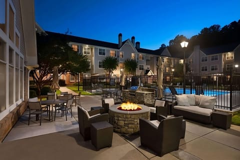 Outside patio and firepit