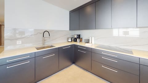 Well equipped kitchen