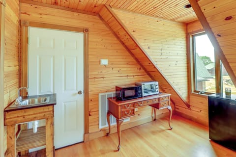 Kitchenette | Cooking Basics | Toaster Oven