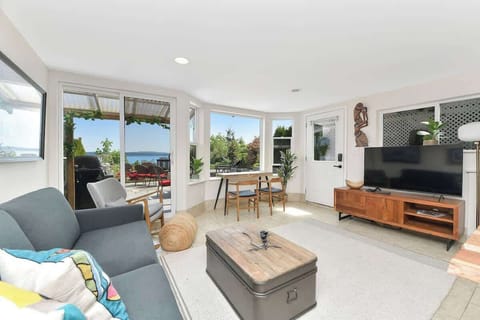 Well appointed furnished living spaces.