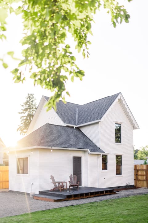 Welcome to our historic home, walking distance from charming 3rd Street.